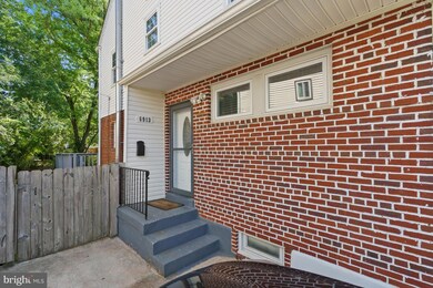 6913 Kenyon Dr, Alexandria, VA 22307 - photo 6