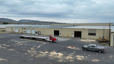 320 Snow Mountain Ave, Hines, OR 97738 - photo 5