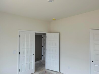 Unfurnished bedroom or office