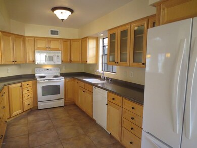c Kitchen 3