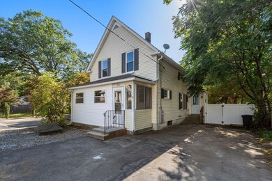 6 Pocasset St, Worcester, MA 01604 - photo 4