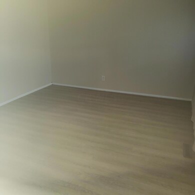 5354 Newport Rd, Columbus, OH 43232 - photo 5