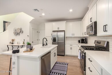 10 Beauchamp #101