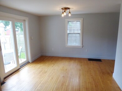 26 Lamoille St, Essex Junction, VT 05452 - photo 5