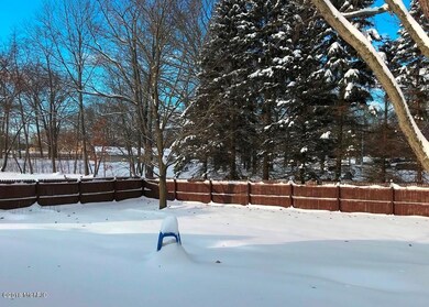 9516 Pine St, Bridgman, MI 49106 - photo 6