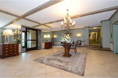 346 E Lancaster Ave unit 201, Wynnewood, PA 19096 - photo 3