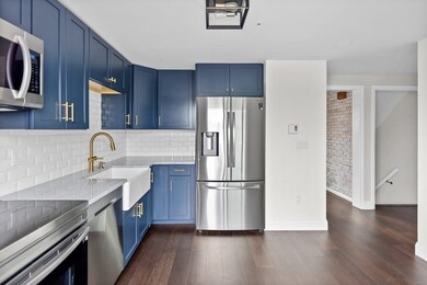 37 Canal St unit C, Lynn, MA 01905 - photo 3