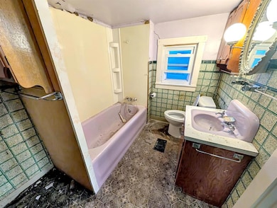 810 SE 10th St, Des Moines, IA 50309 - photo 6