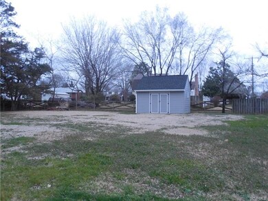 1501 Peachtree Dr, Hopewell, VA 23860 - photo 4