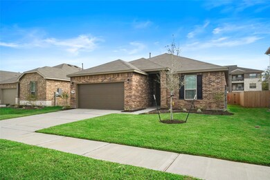 316 Appaloosa Dr, Alvin, TX 77511 - photo 2