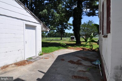 104 Payne Ave, Pocomoke City, MD 21851 - photo 2