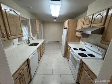 723 Mount Vernon Rd unit A, Monroe Township, NJ 08831 - photo 6