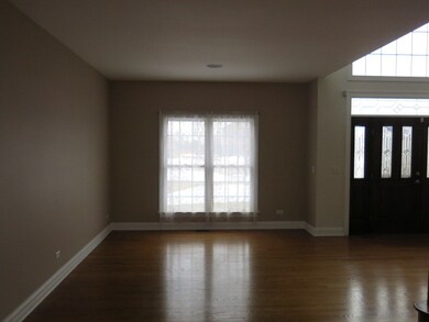 4 Clover Ct, Algonquin, IL 60102 - photo 2