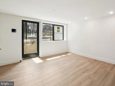 23 Logan Cir NW unit 1, Washington, DC 20005 - photo 7