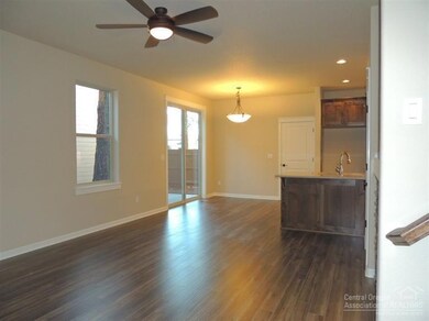 20254 SE Narnia Place unit 10, Bend, OR 97702 - photo 4