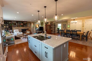 654 Holmes Ln, Rolla, MO 65401 - photo 4