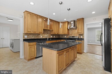 8800 Seven Locks Rd, Bethesda, MD 20817 - photo 6