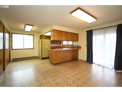 1612 Kingwood St, Forest Grove, OR 97116 - photo 3