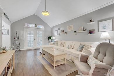 14 Chipmunk Trail, Coram, NY 11727 - photo 6