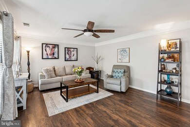 11193 Rienzi Place unit 203, Manassas, VA 20109 - photo 5