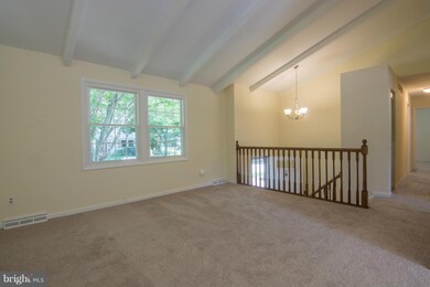 5633 Sheerock Ct, Columbia, MD 21045 - photo 4