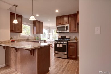 2726 Locust Ave W, University Place, WA 98466 - photo 7