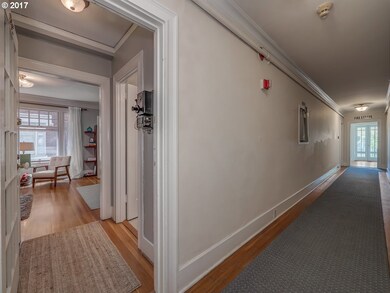 Entrance/Foyer