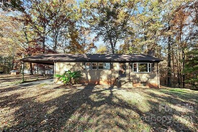 5654 Lewis Rd, Gastonia, NC 28052 - photo 2