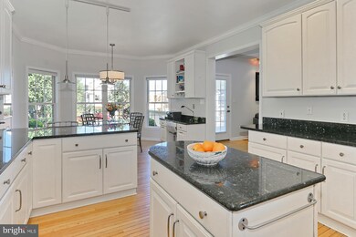 6942 Birch St, Falls Church, VA 22046 - photo 7