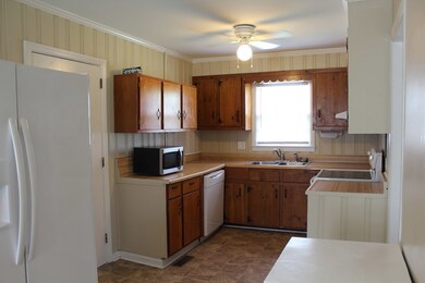 1213 8th Ave, Albany, GA 31707 - photo 6