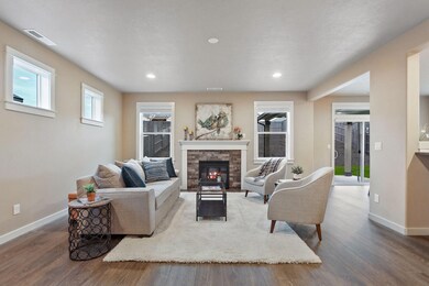 Talent - Living Room 2