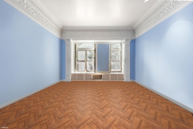 117 W 85th St, New York, NY 10024 - photo 2