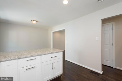 313 Hillsmere Dr, Annapolis, MD 21403 - photo 7