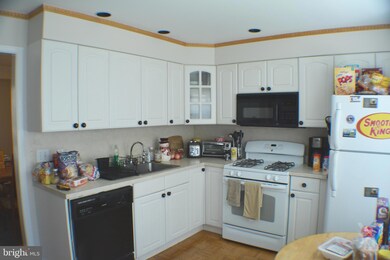 107 Carson St, Philadelphia, PA 19127 - photo 4