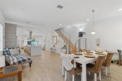 3570 SW 23rd St unit 3570, Miami, FL 33145 - photo 3