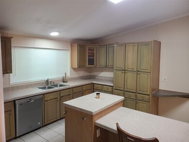 12724 County Road 3740, Splendora, TX 77372 - photo 4