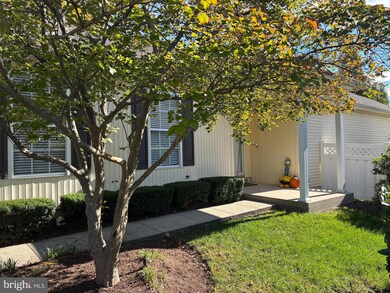 1406 S Hunting Horn Turn unit 385, Glen Mills, PA 19342 - photo 2