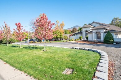 1142 Brookdale Ave, Medford, OR 97504 - photo 3