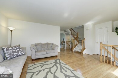 46766 Graham Cove Square, Sterling, VA 20165 - photo 5