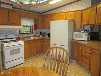 8000 Warren Woods Rd, Three Oaks, MI 49128 - photo 2