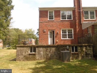 5922 Cedonia Ave, Baltimore, MD 21206 - photo 3