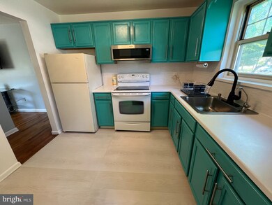 132 The Orchard unit A, East Windsor, NJ 08512 - photo 5