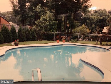 145 Susan Dr, Elkins Park, PA 19027 - photo 2