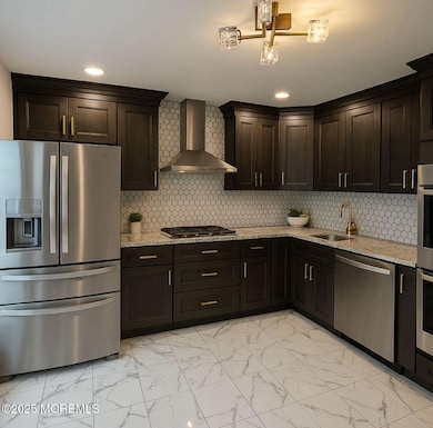 7 Tiger Lilly Ct, Sayreville, NJ 08872 - photo 2