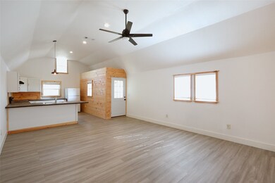 452 S 1st St, Point, TX 75472 - photo 5