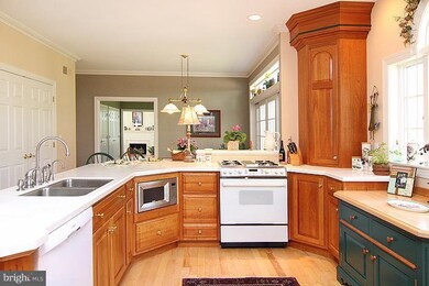 1404 Crestway Ct, Fallston, MD 21047 - photo 6