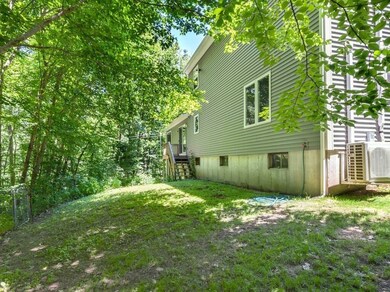 292 Fowler Rd, Northbridge, MA 01534 - photo 7