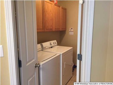 93 Desoto Ave, Hernando, MS 38632 - photo 5