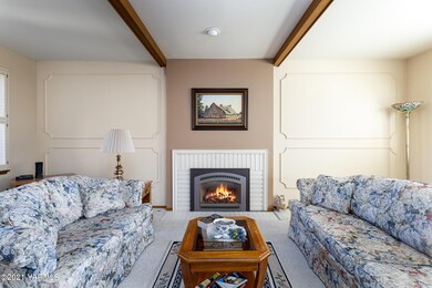 17CrestCircle_06