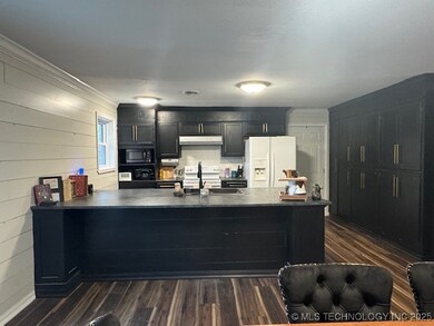 30244 Oklahoma 71 unit A, Quinton, OK 74561 - photo 4